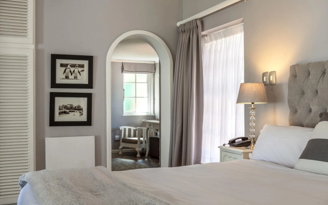 Whale Rock Luxury Lodge