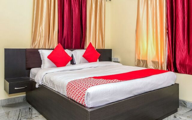 OYO 12960 Hotel Adrija