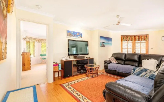 Hidden Gem Getaway in Dunsboroughs Heart
