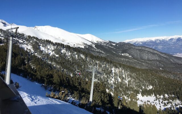 Bansko ski apartment