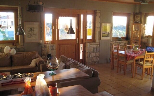 Hostel Elisson