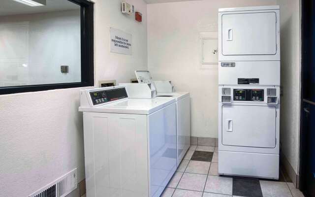 Motel 6 Mammoth Lakes, CA