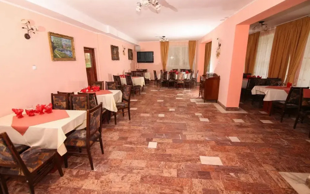 Hanul Cotul Donului