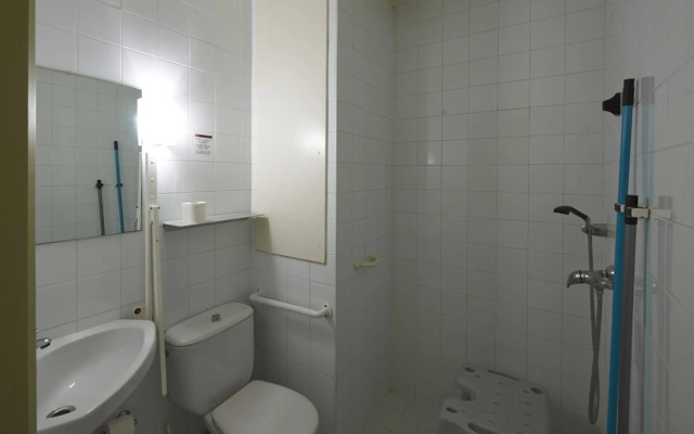 Apartamentos Montserrat Abat Marcet