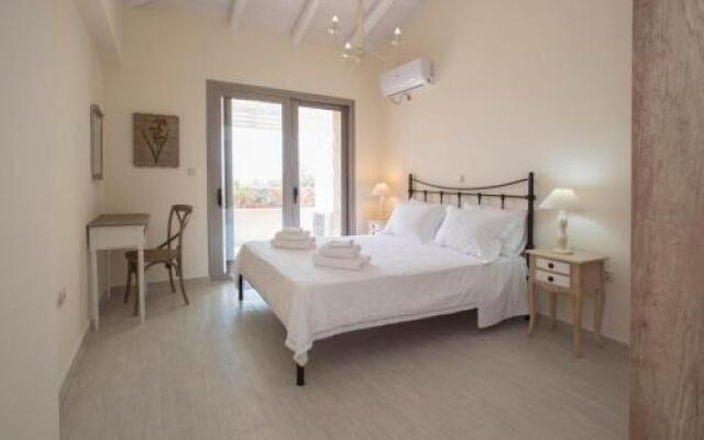 Poliana Estate Villas