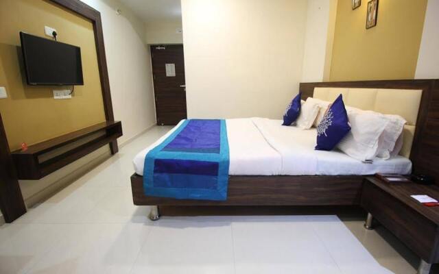 OYO Rooms Ahmedabad Airport Gandhinagar Highway