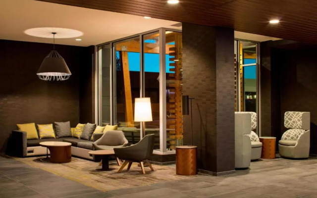 Courtyard Prince George