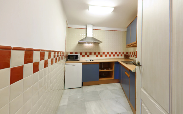 Отель Iberostar Waves Málaga Playa