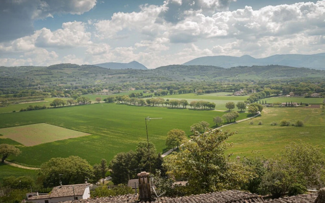 Turquoise Apt City Center