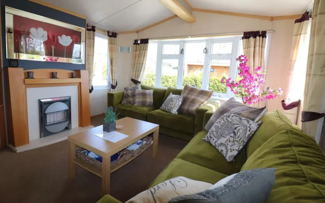 Cozy Chalet in Tzummarum