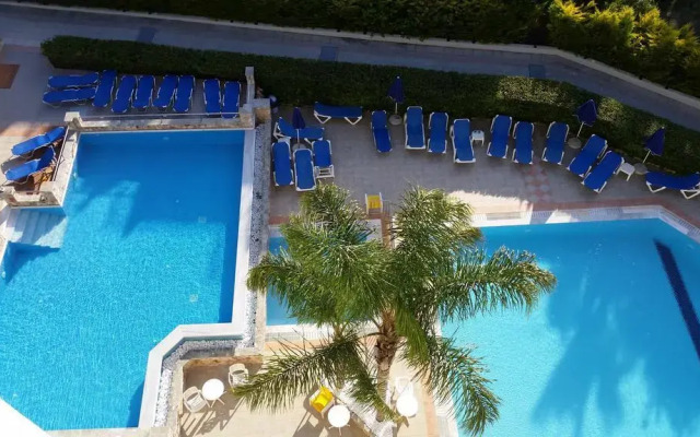 Poseidonia Apartments