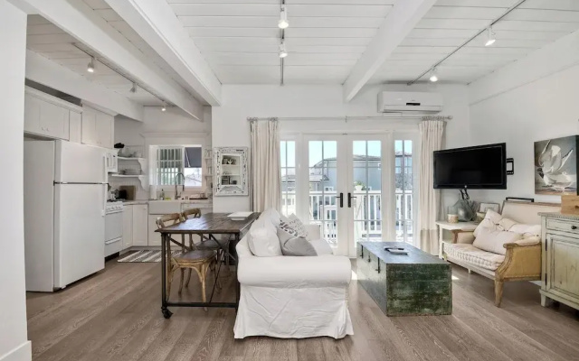 3690 Carlsbad Boulevard - Unit C