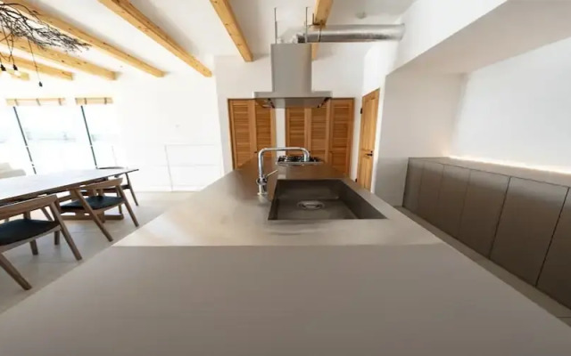 the View miurashiharumicho