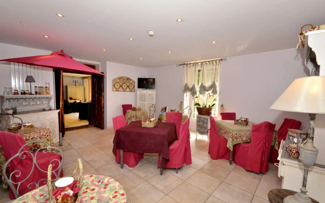 Hôtel De La Chapelle