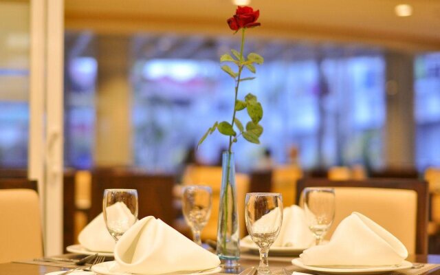 N Hotel