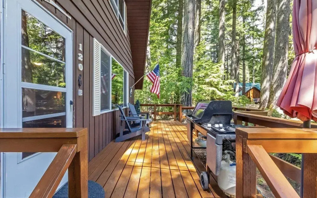 Elk Country Cabin