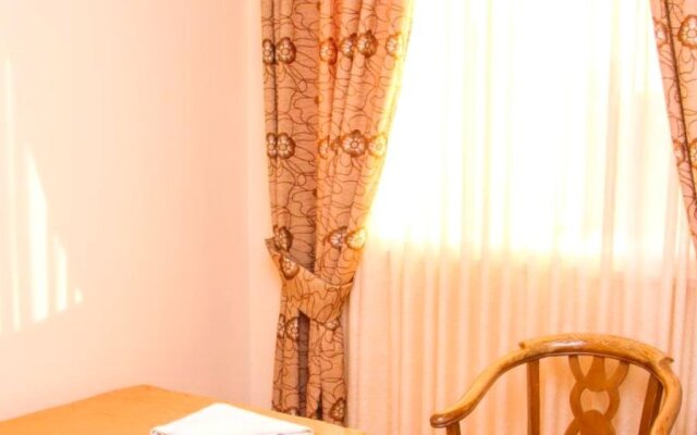 Al Anbat Midtown Hotel