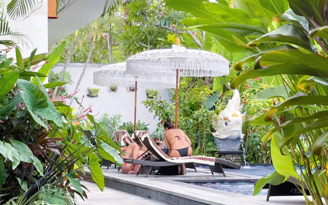 Kayu Sugih Guest House