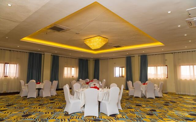 The Grand Palace Hotel