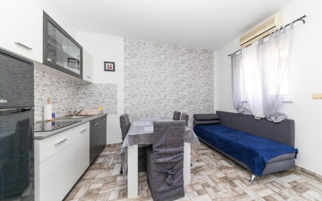 Beautiful Apartment in Trogir With 1 Bedrooms and Wifi