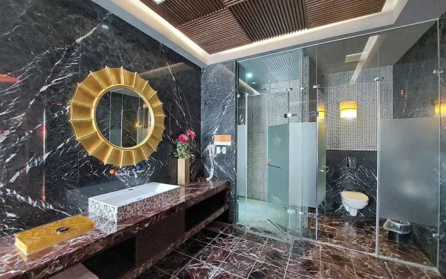 Elysees Motel