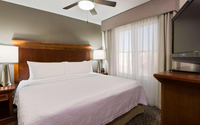 Homewood Suites by Hilton Jacksonville-South/St. Johns Ctr.