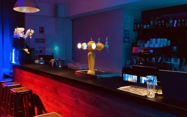 Hostel Flamingo Nîmes Centre Gare