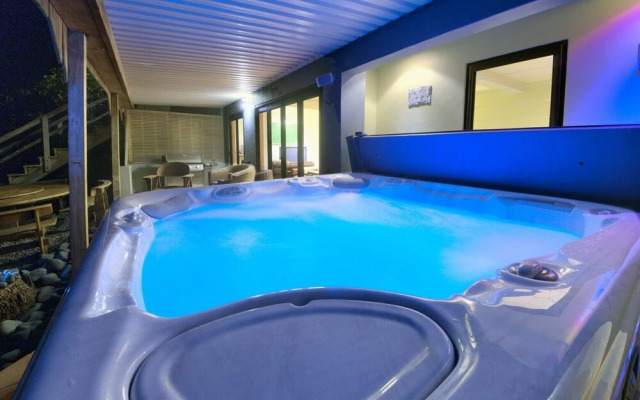 Sandspit Lodge