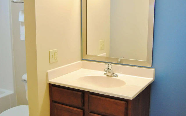 Americas Best Value Inn & Suites St. Clairsville Wheeling