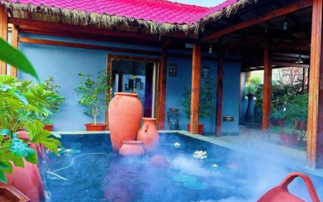 Huiqian Group Hotel (Shaotong Huandong)