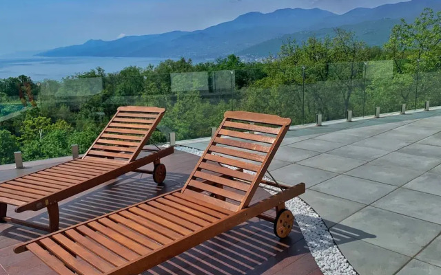 Villa Flora Apartment