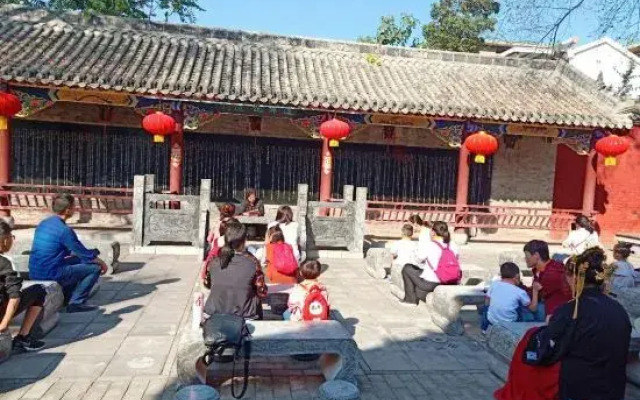 Luzhou 37 Degree Inn