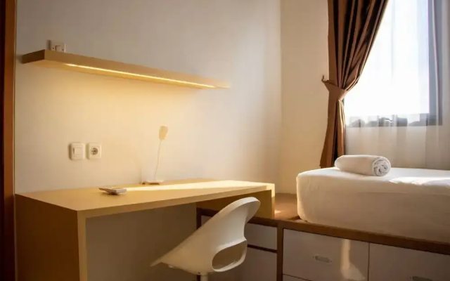 Modern And Classic 1Br At Evenciio Apartment