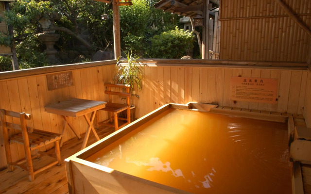Hitomarukadan Ryokan