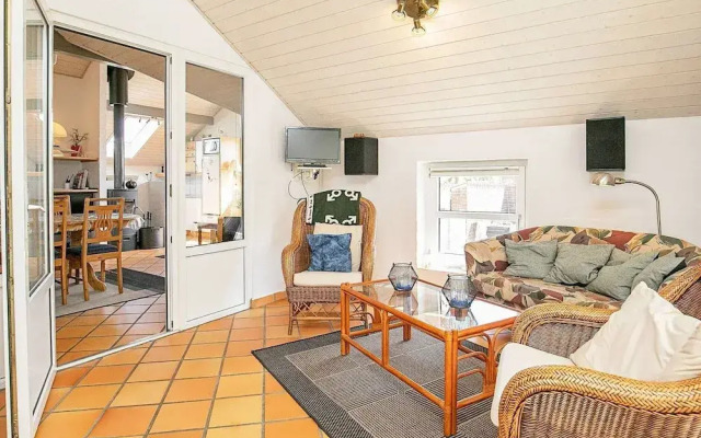 6 Person Holiday Home in Ulfborg