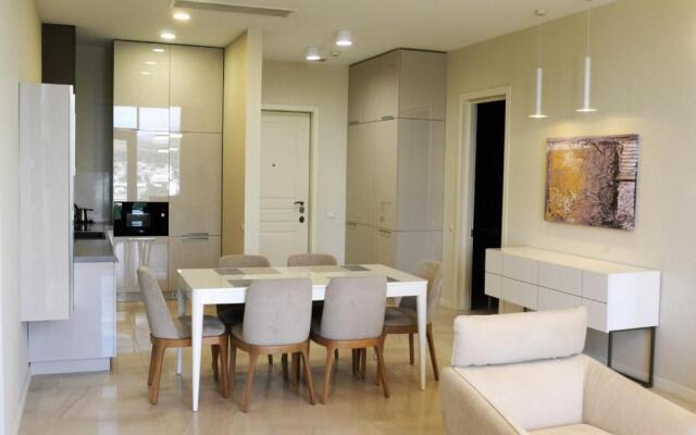 Apartment In King David Residence