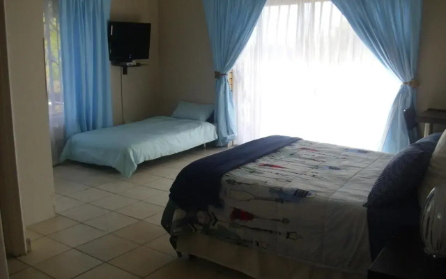 Tropical Paradise Guest House