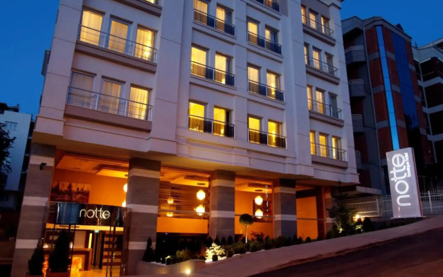 Notte Hotel