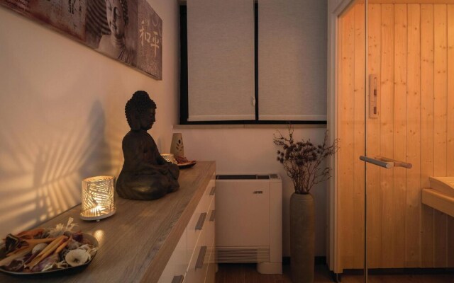 Nice Home in Pag with Hot Tub, WiFi & Sauna