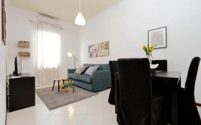 Central San Lorenzo Apartment