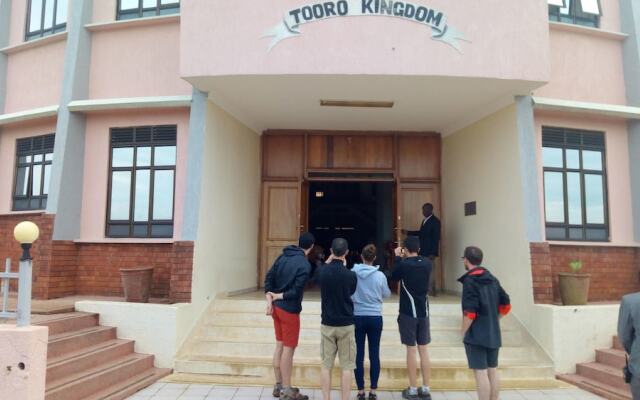 Maasai Backpackers Home