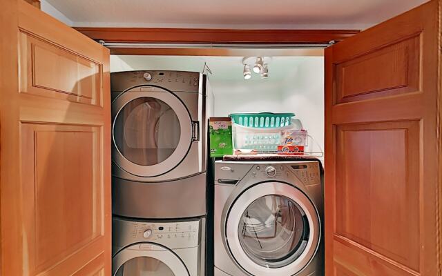 391johnm 4 Bedroom Home