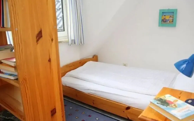 Sun, Mudflats and sea