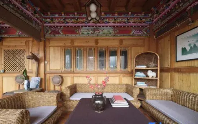 No. 66, Dawa Road, Jiantang Town, Shangri-La