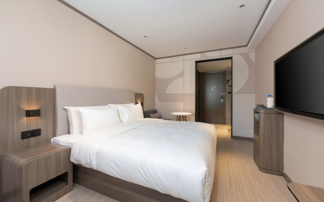 HanTing Hotel (Dalian North Station South Square)