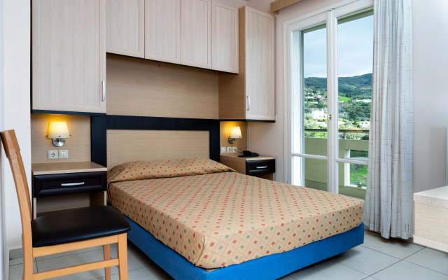 Marmari Bay Hotel