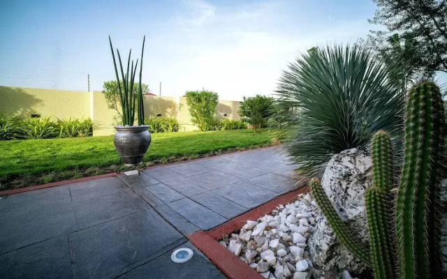 Alexander Palace Hotel Apartment