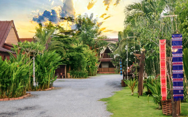 Ruen Mai Ngam Resort