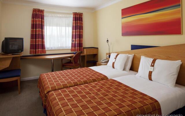 Holiday Inn Express Milton Keynes, an IHG Hotel