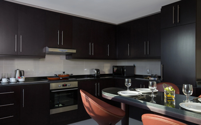 Pullman Dubai Jumeirah Lakes Towers - Hotel & Residence